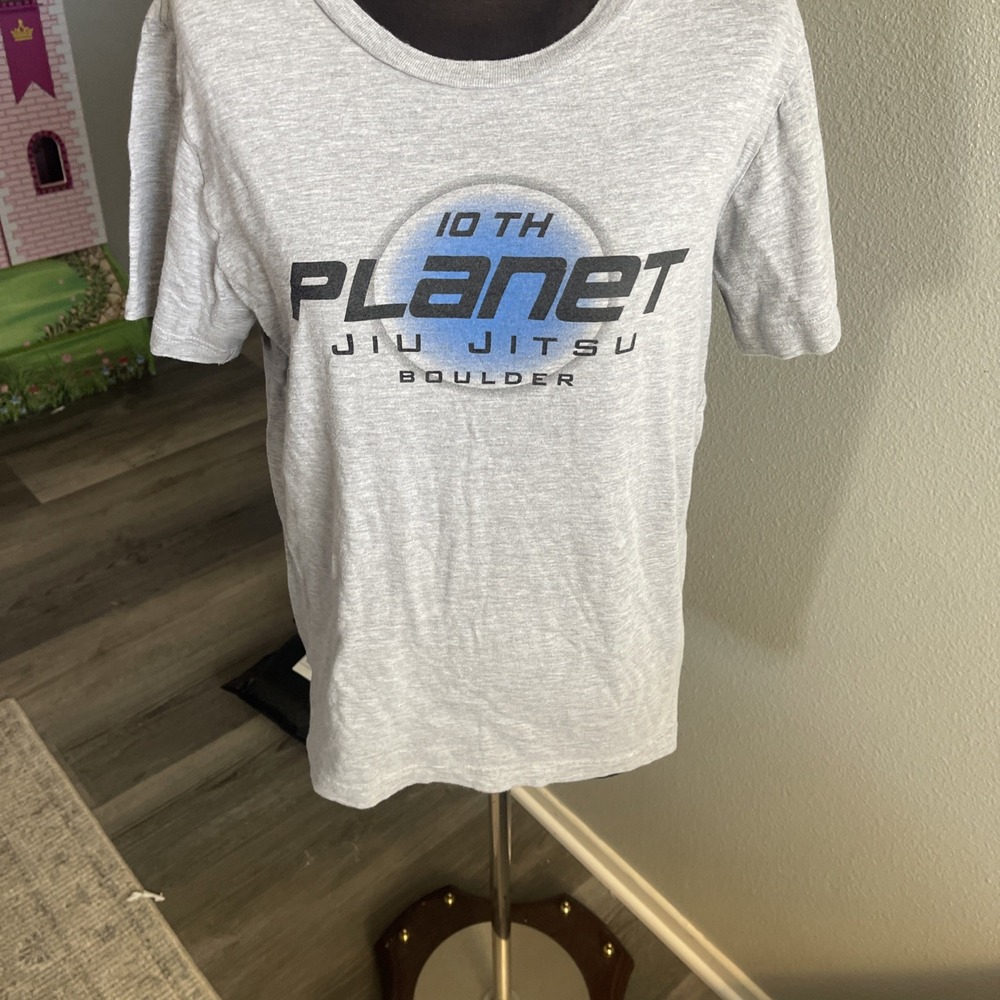 Canvas 10th Planet Jiu Jitsu Boulder Men T Shirt Size Grey